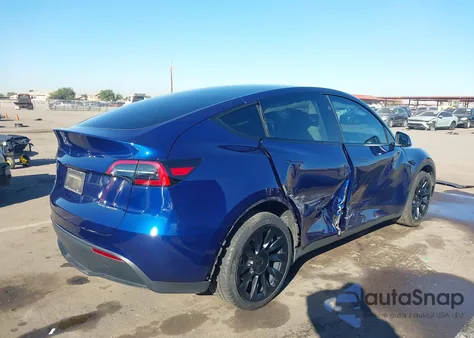 2023 Tesla Model Y Awd/Long Range Dual Motor All-Wheel Drive из США, поврежденный, VIN 7SAYGDEE8PF879286
